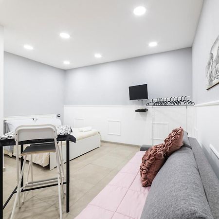 Many House Apartment Naples Luaran gambar
