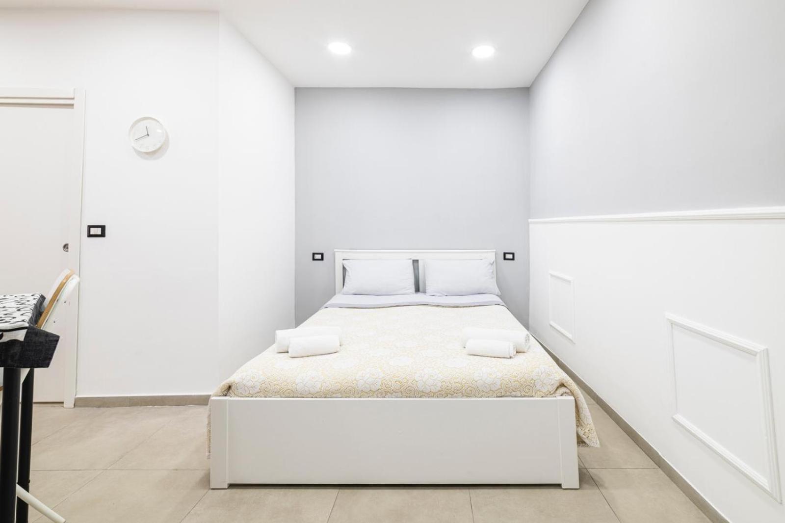 Many House Apartment Naples Luaran gambar