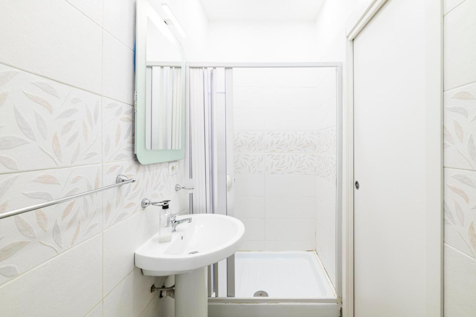 Many House Apartment Naples Luaran gambar